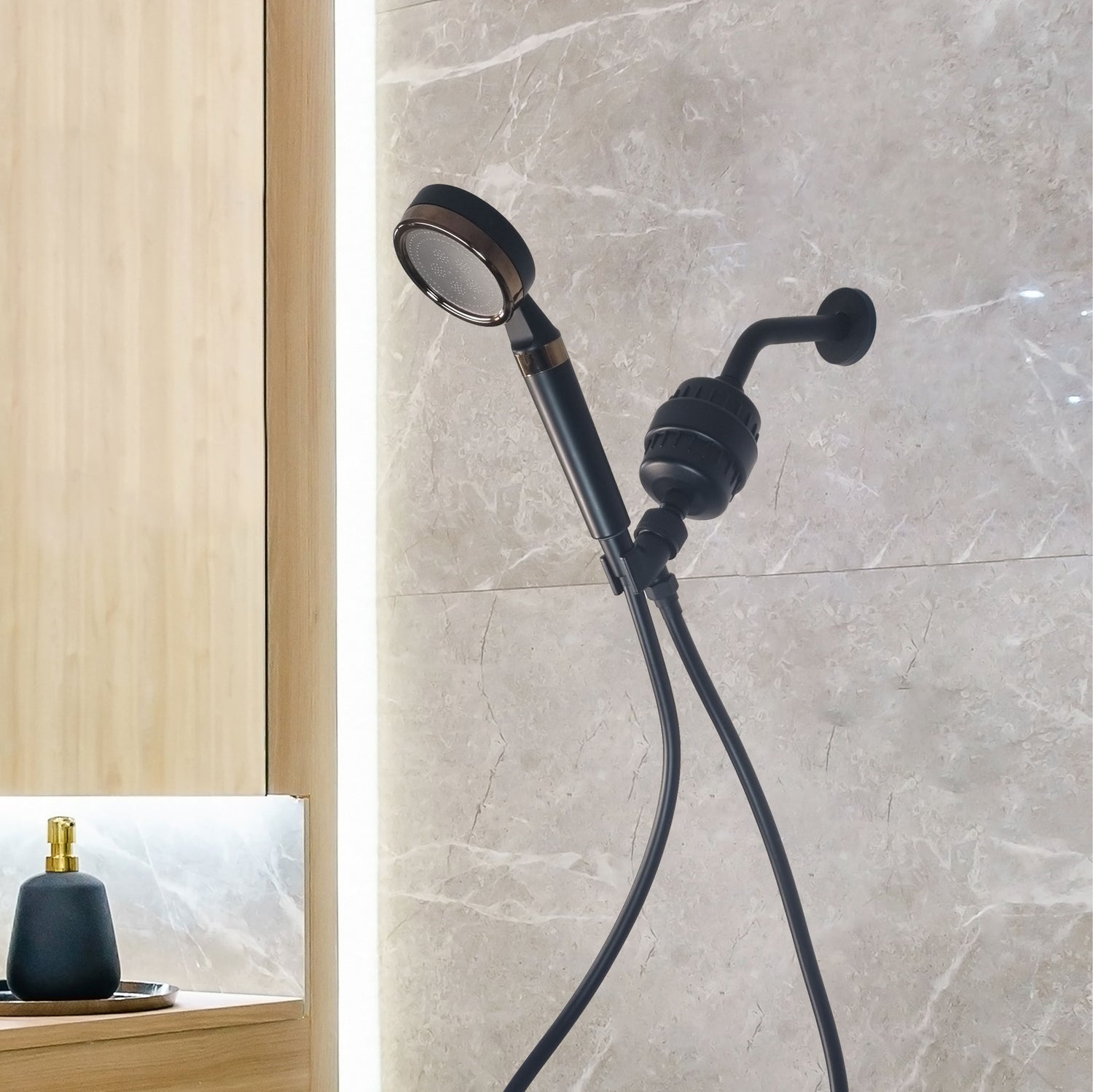 „Mineralstream ™“ juodas - vitamino C pilnas dušo rinkinys